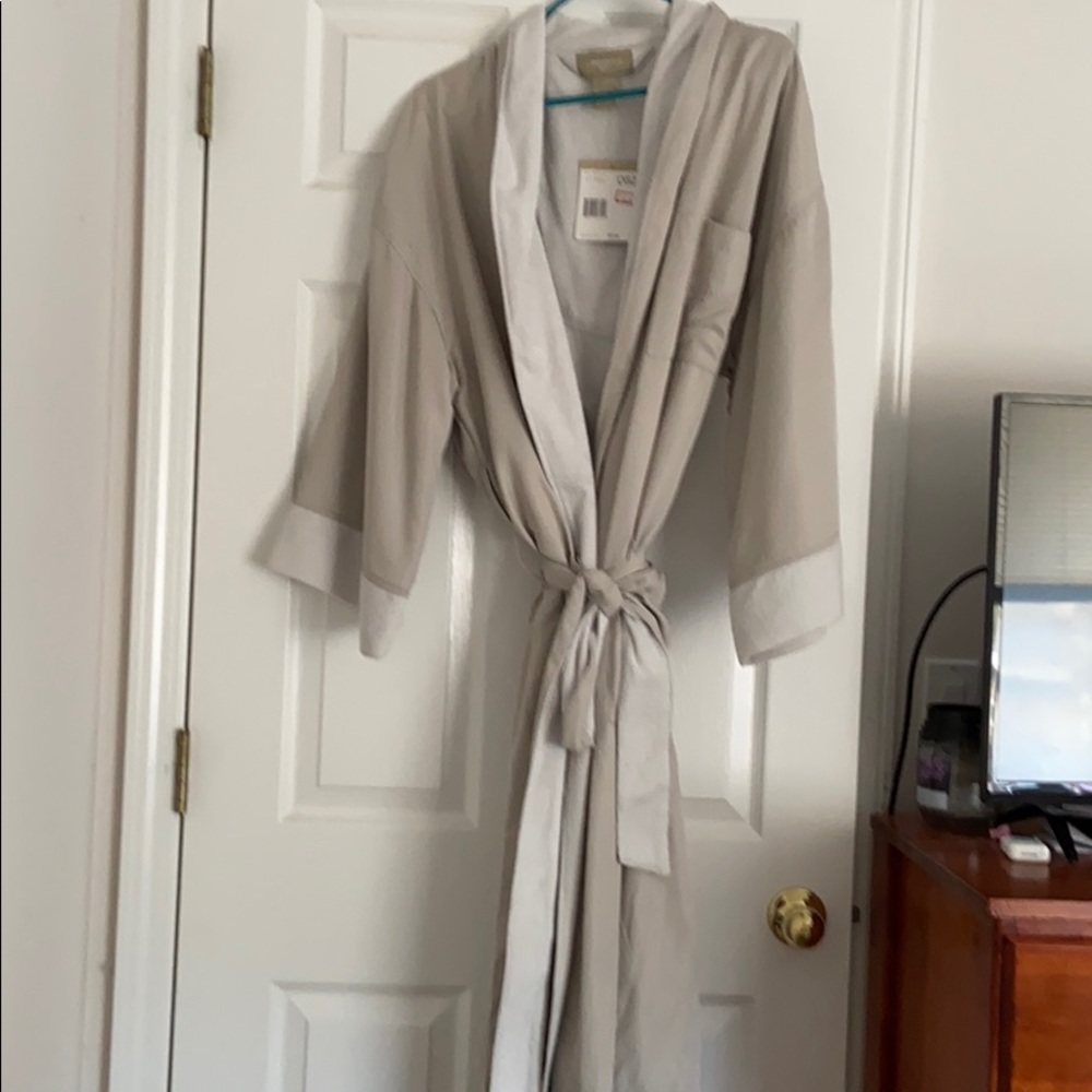Claiborne Men Robe